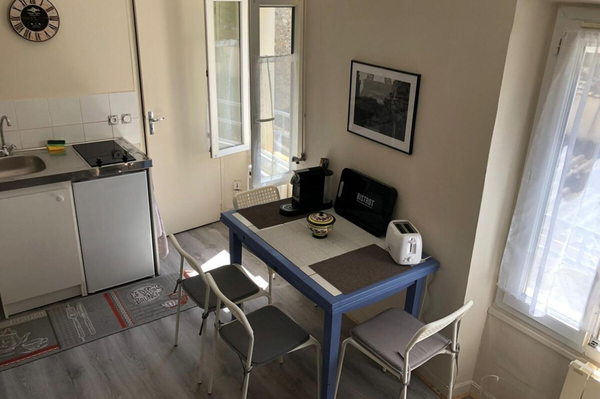 Suites Rive Gauche - Charmant DUPLEX - Chez Delpha Fontainebleau Extérieur photo